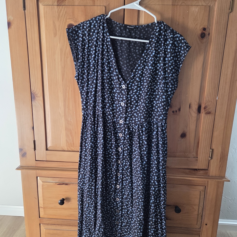 Madewell Navy Blue Daisy Midi button down dress